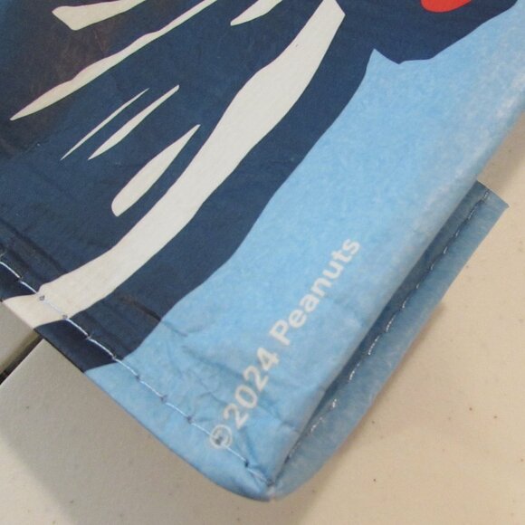 Peanuts/Snoopy 2024 AE Shopping Tote - Picture 3 of 13